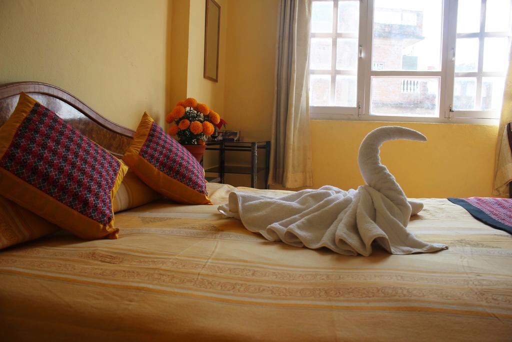 Simrika Homes Bed And Breakfast Kathmandu Kamer foto