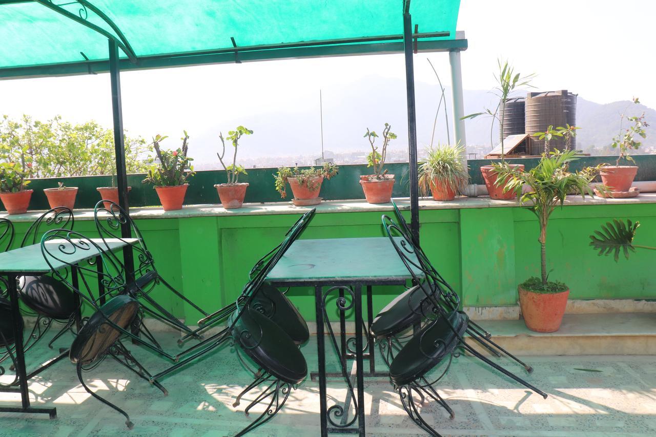 Simrika Homes Bed And Breakfast Kathmandu Buitenkant foto
